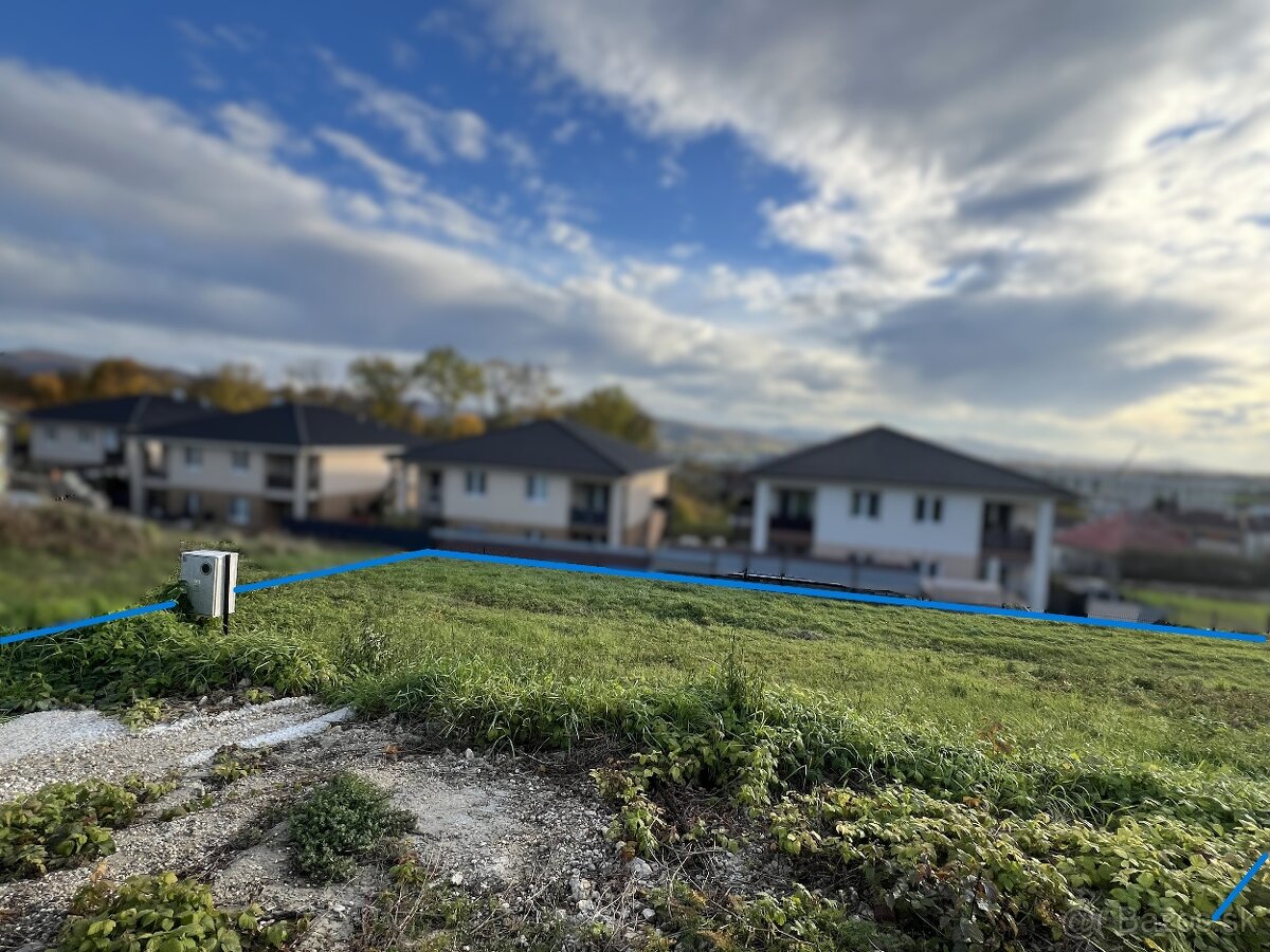 PREDAJ STAVEBNÝ pozemok 679m² M. Bielice Partizánske