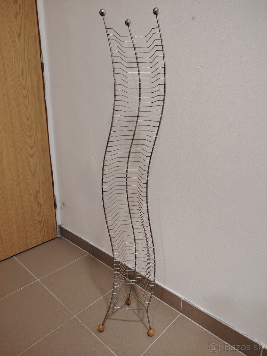 Stojan na CD