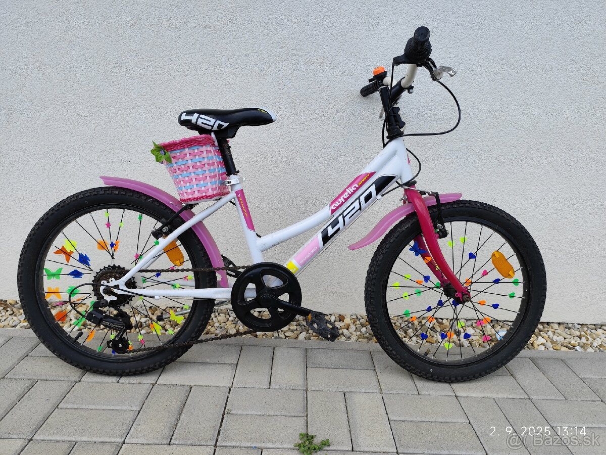 Dievčenský bicykel