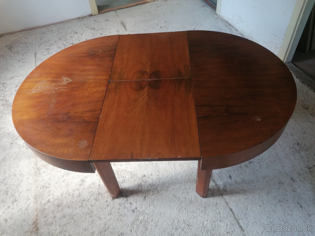 Starožitný nabytok