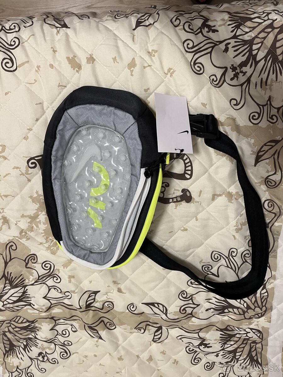 Predam Nike tasticku novu