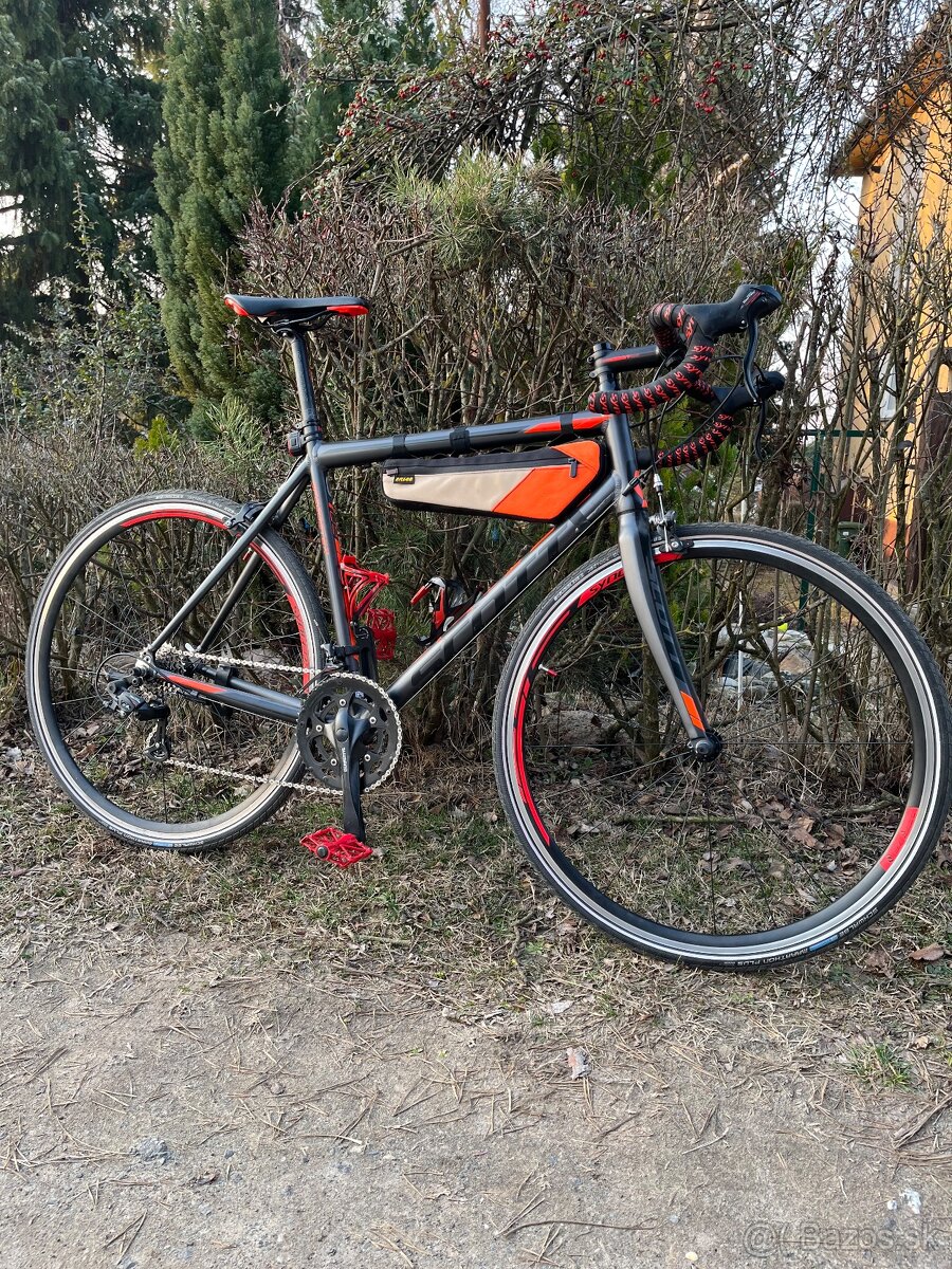 Predám pánsky cestný bicykel scott speedster40