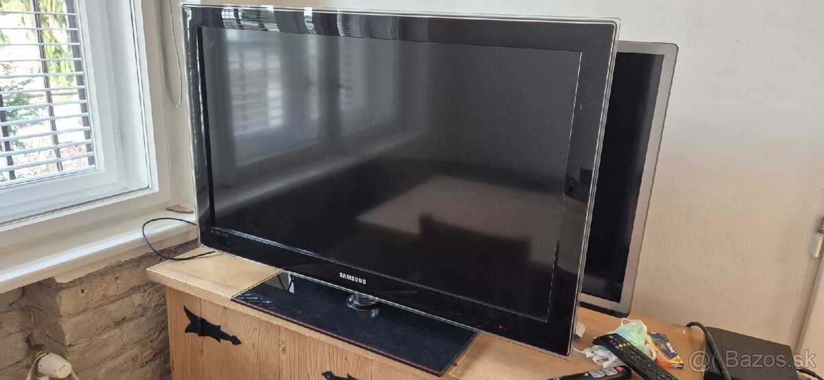 Darujem TV Samsung nefunkčný