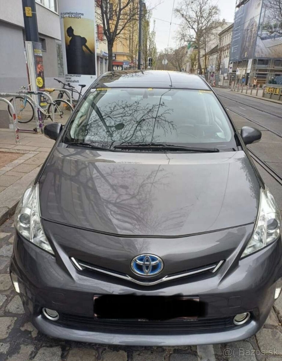 Toyota Prius Plus