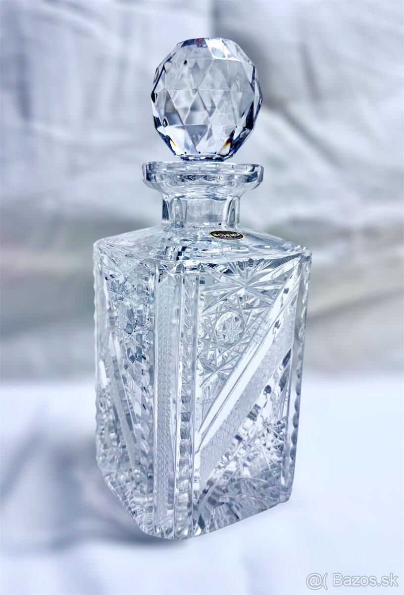 Kristalova karafa BOHEMIA Crystal NOVÁ