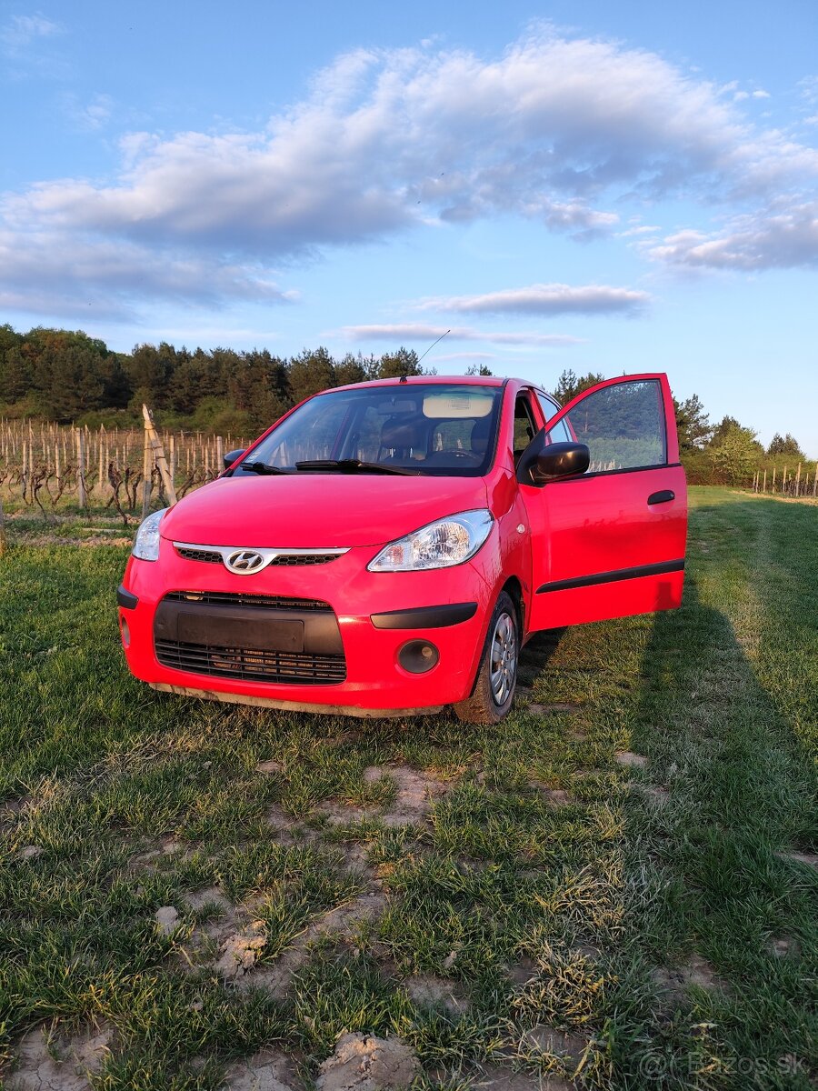 Hyundai i10
