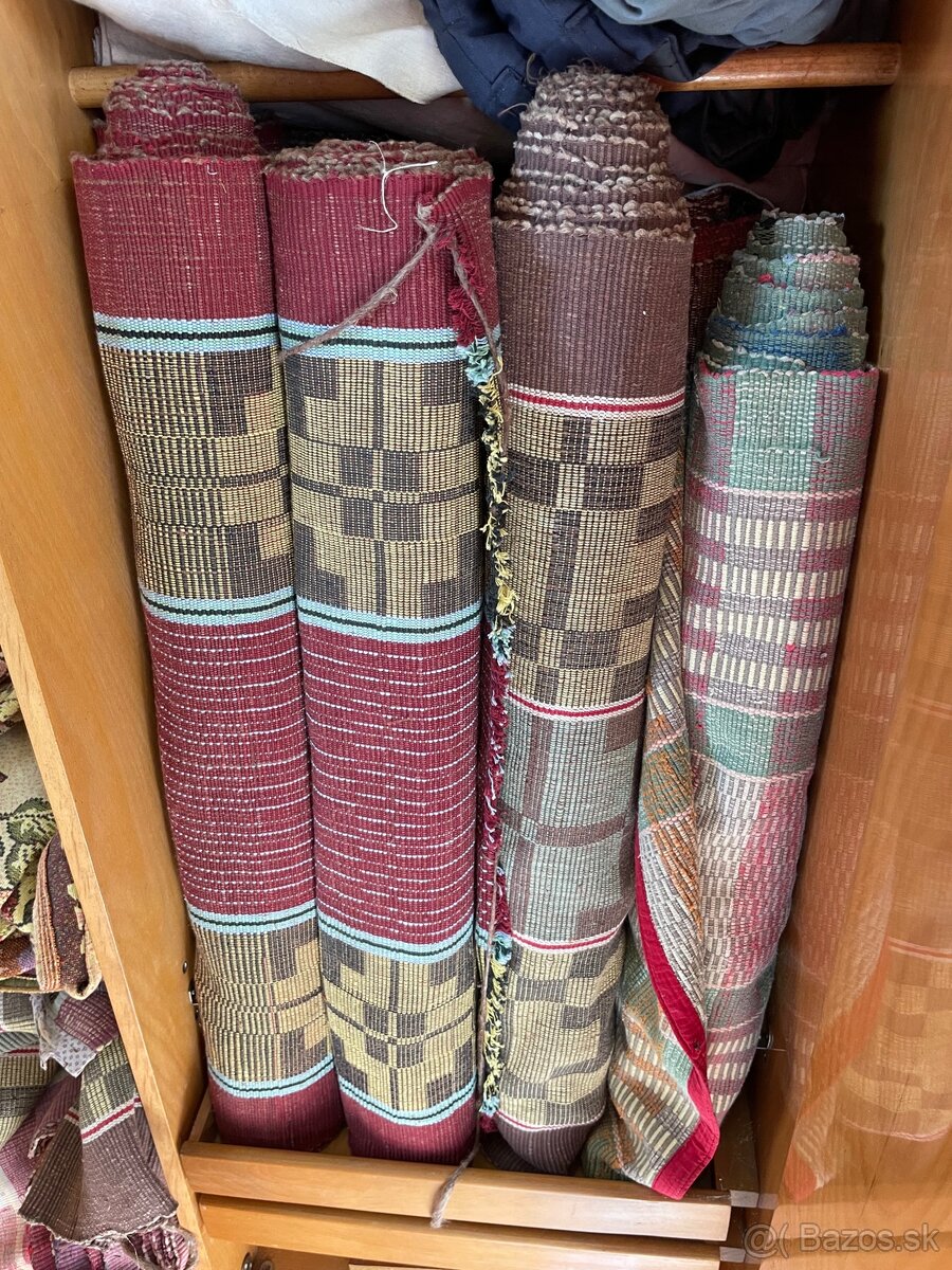 Tkané koberce