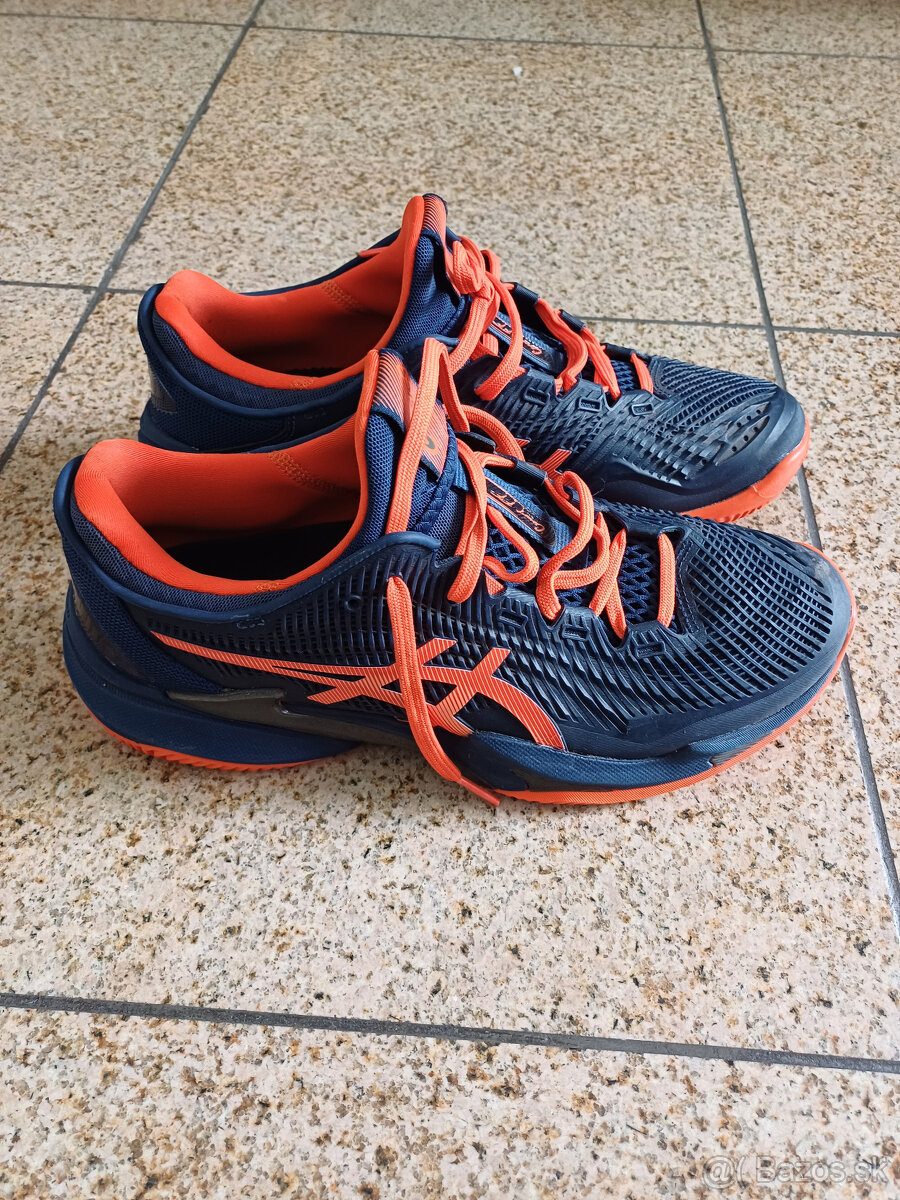 Predám pánsku tenisovú obuv na antuku ASICS