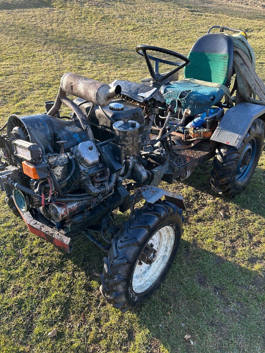 Malotraktor 4x4