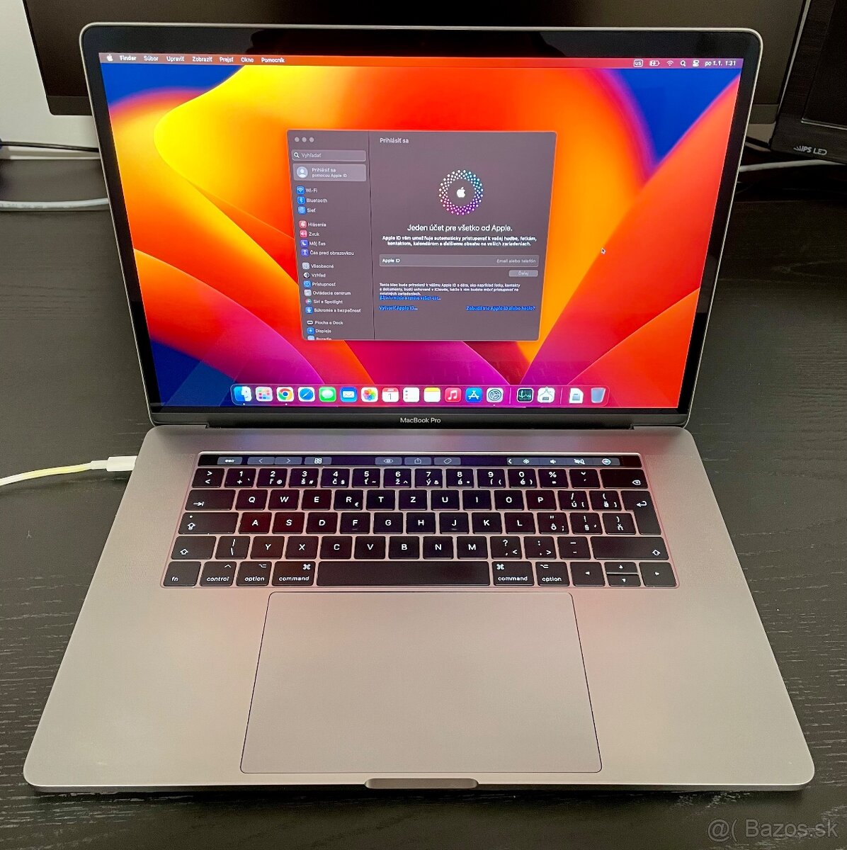 MacBook Pro Touchbar 15-inch, 2017