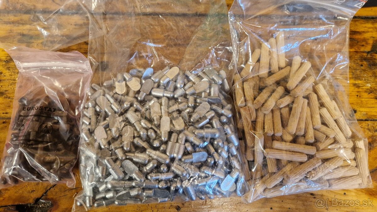 Príslušenstvo pre "retro" nábytok - spojovací materiál