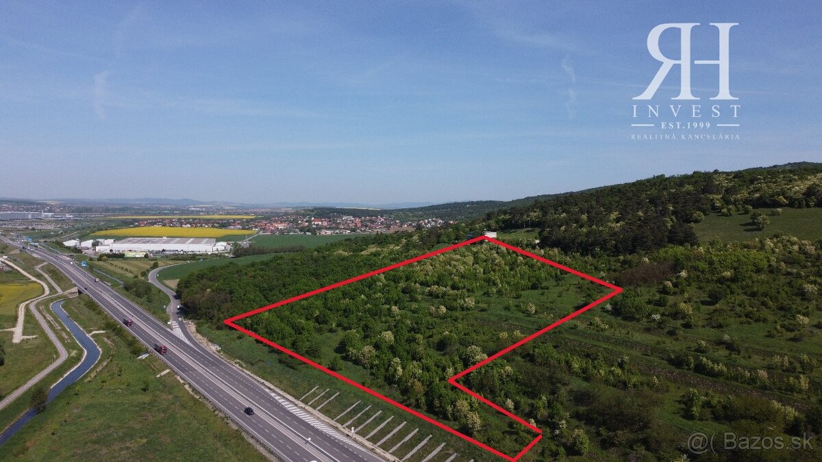 na predaj pozemky - k.ú. Zobor Lupka