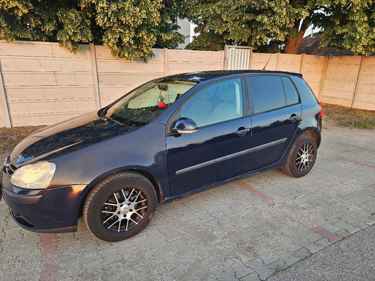 Volkswagen golf 5