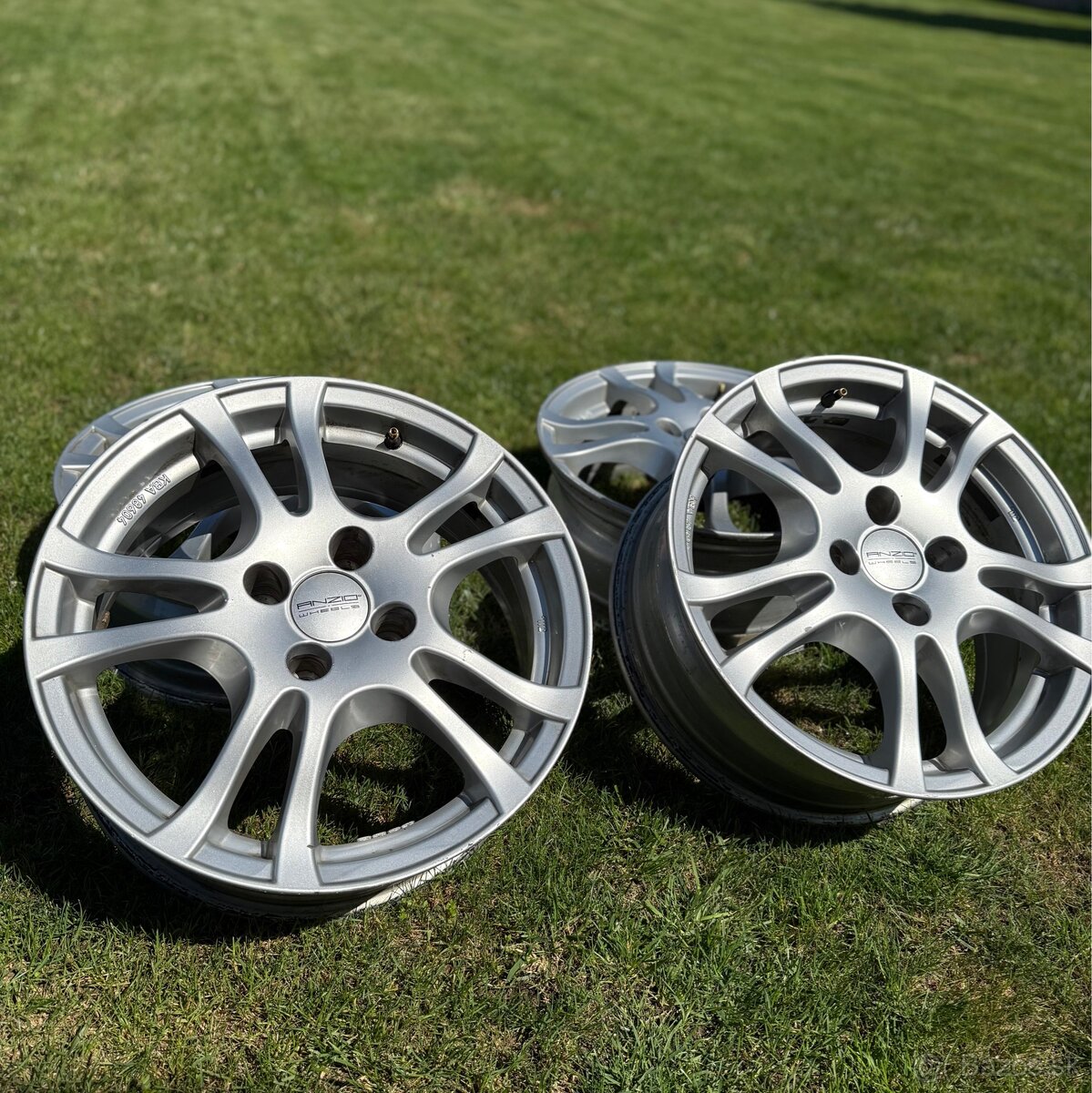 Elektróny Anzio Turn 6,5 x R16 4x108 ET25