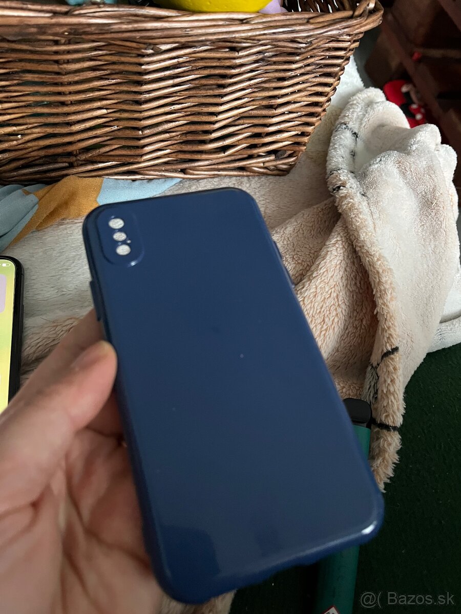 Predám iPhone XS 256gb