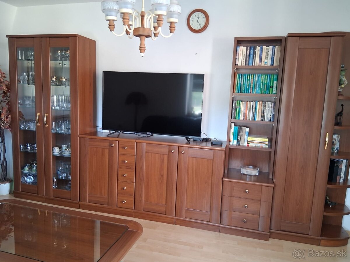 Obývačkova stena Alples