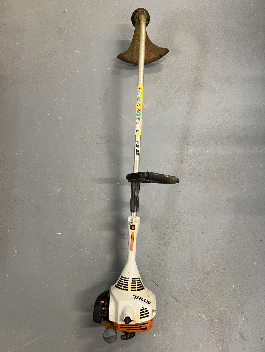 Stihl FS38 krovinorez