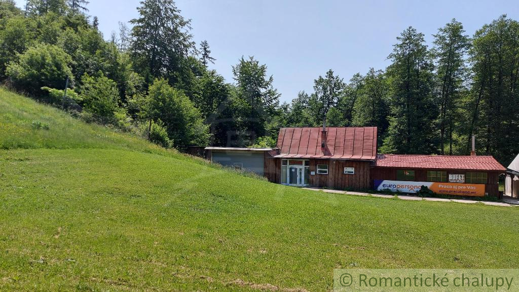 Chata na vlastnom pozemku obklopená lesmi Myjavské kopanic