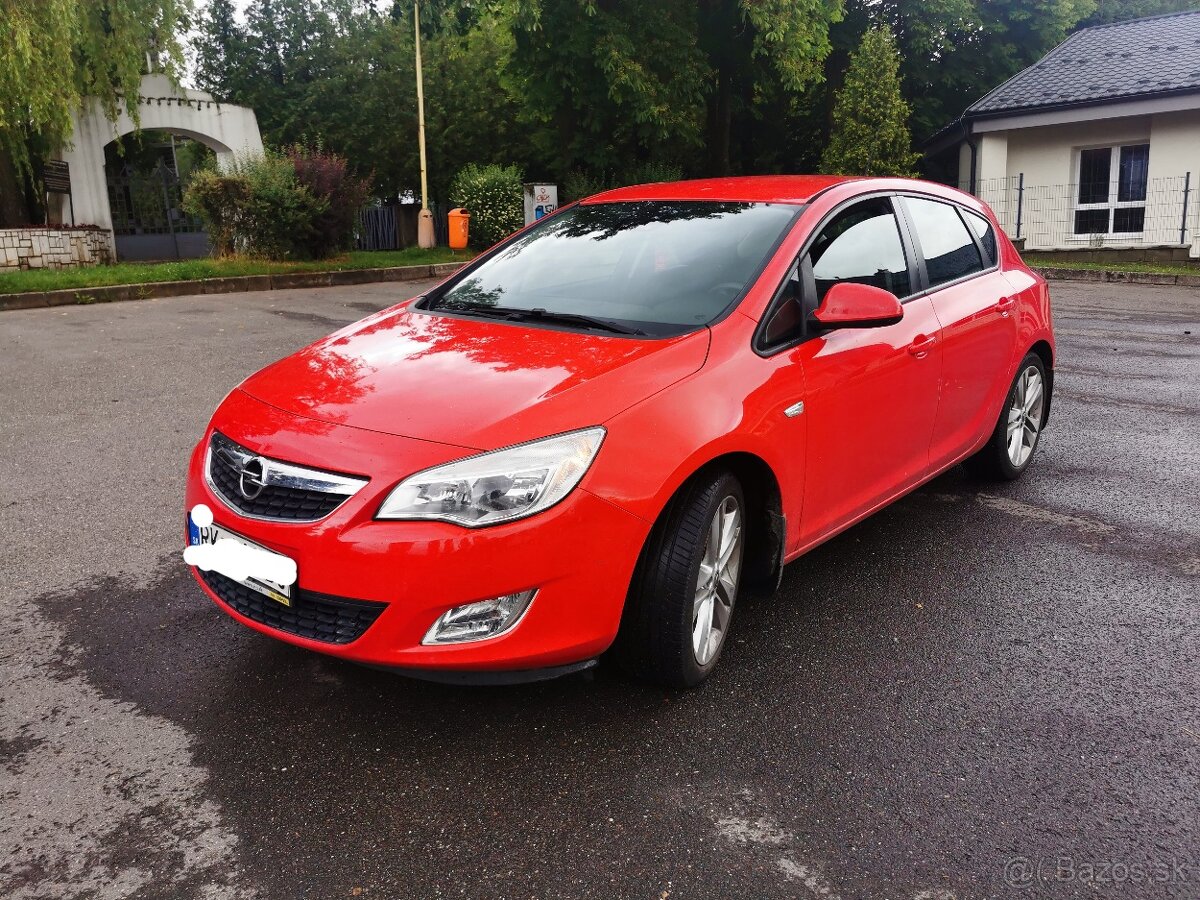 Opel Astra J 1,4T Enjoy 103kw 6MT
