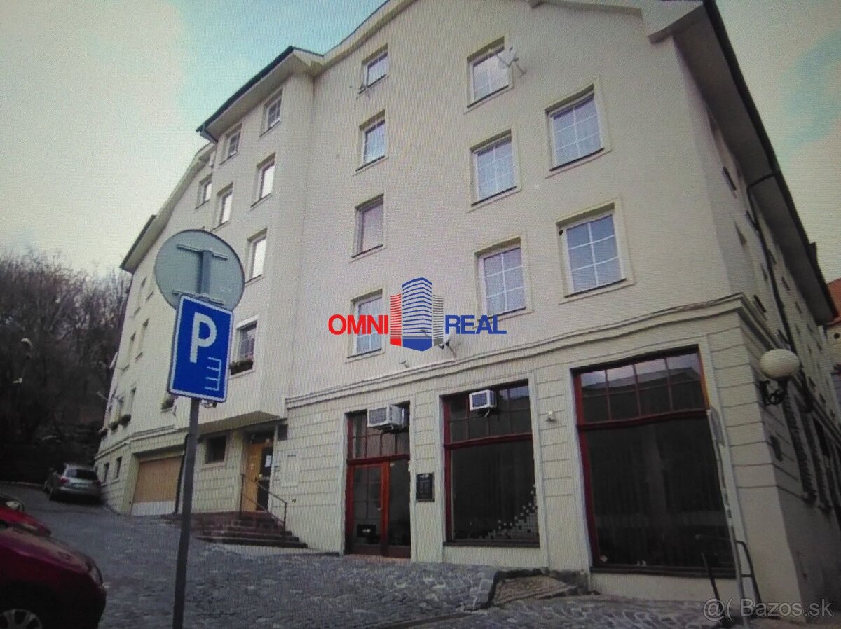 1. Izbový byt v centre mesta , pod Hradom, Mikulášska ul., 5