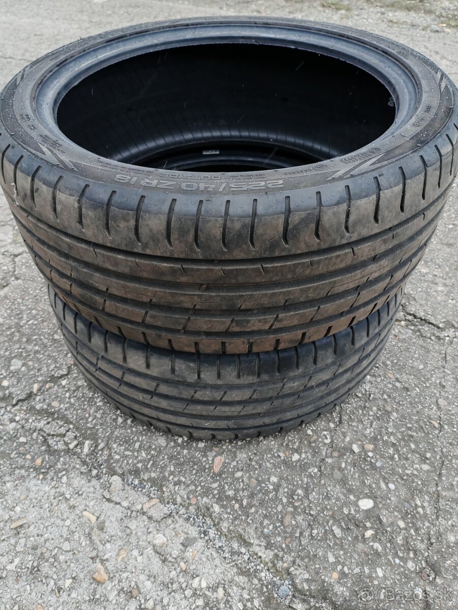 Predám 2x letne pneumatiky 225/40 R18