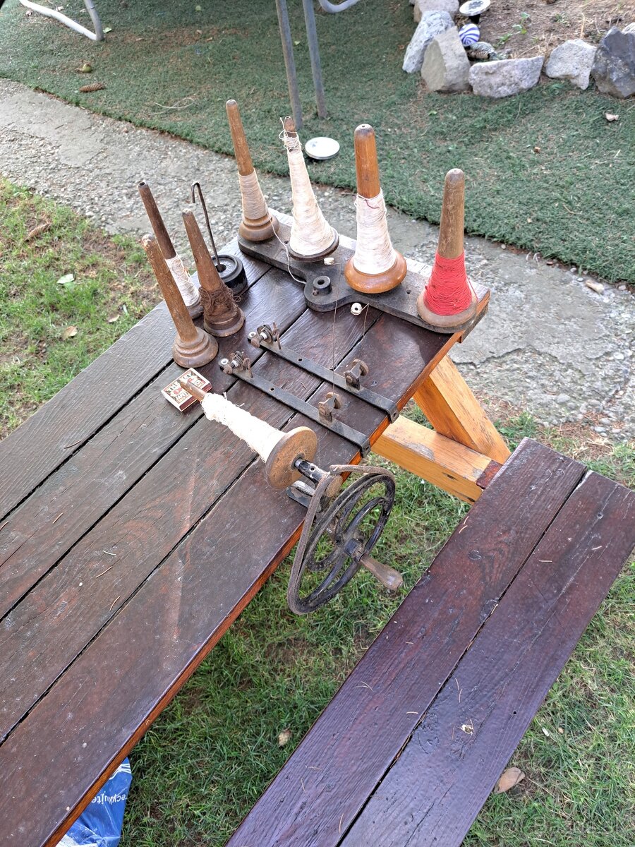 Stroj na navíjanie " Š P U L I E K ".