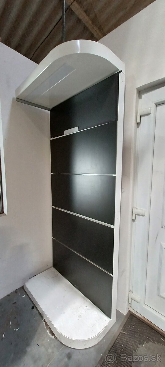 Predam stojan na reklamu