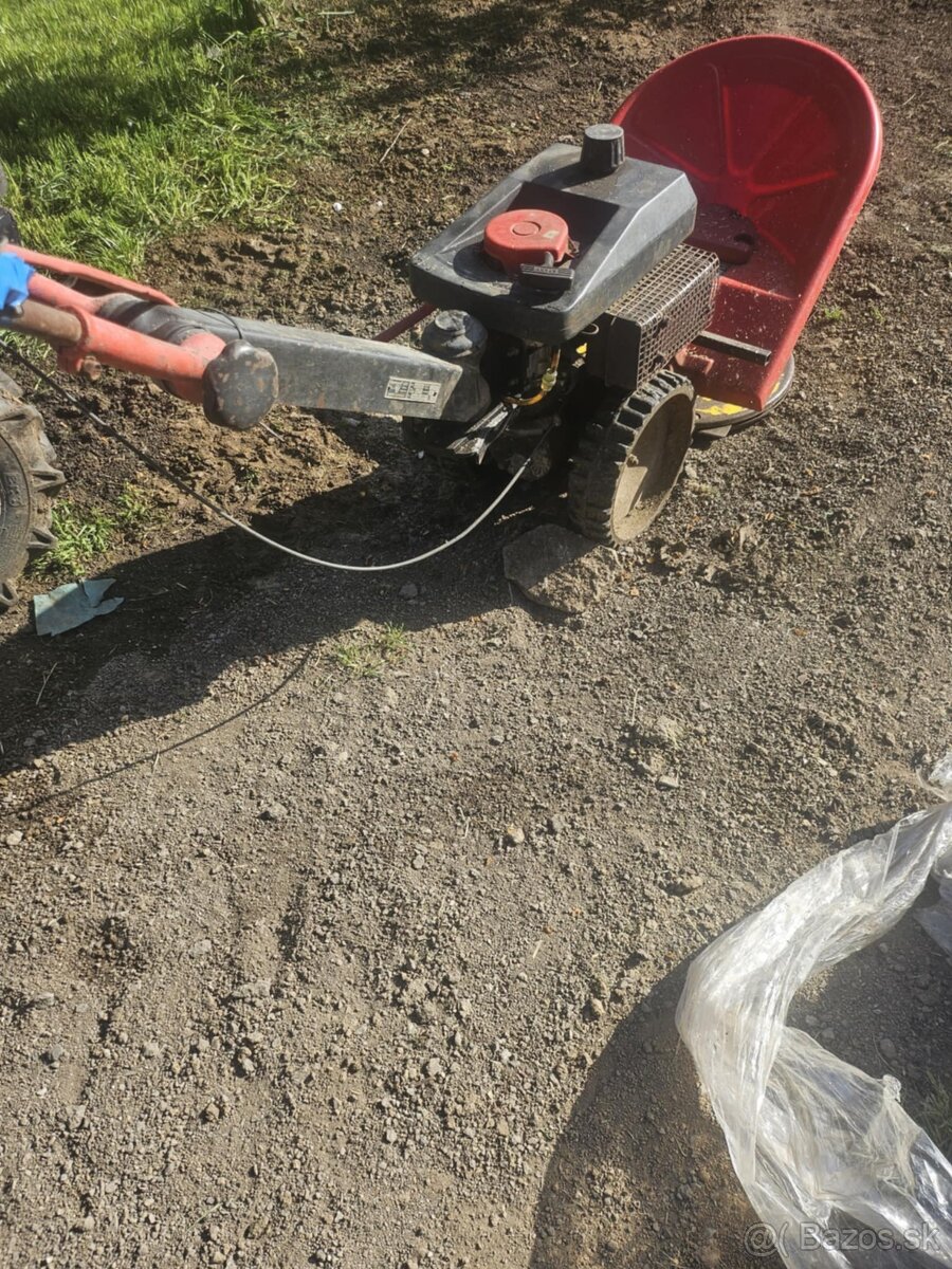 Malotraktor Vari