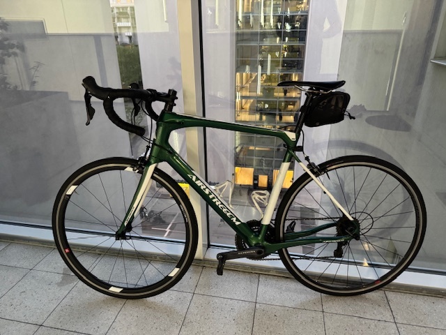 Cestny karbonovy bicykel AIRSTREEEM Velkost L