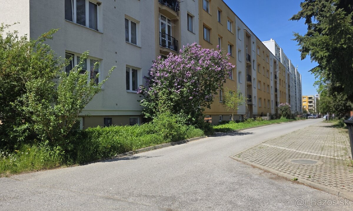 2-IZB.BYT, SÍDLISKO II, PREŠOV
