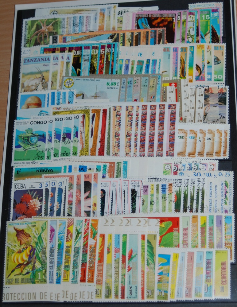 Poštové známky - Zostava 100 sérií