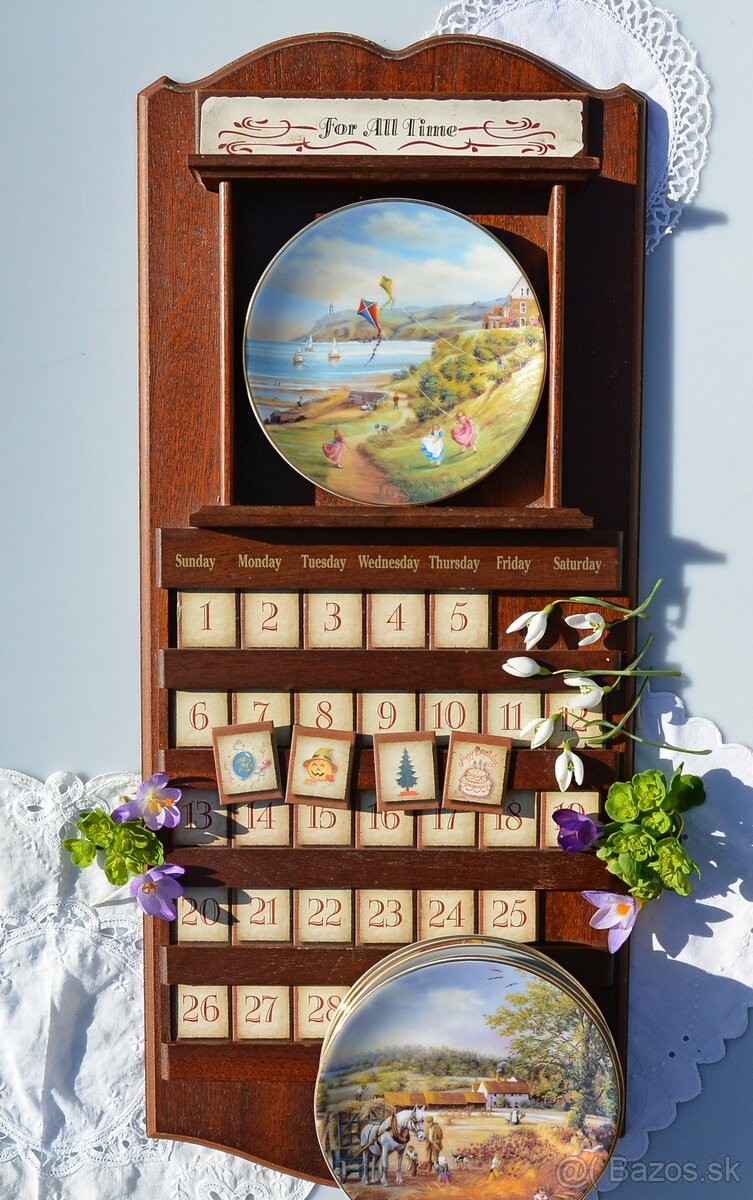 Večný vintage drevený KALENDÁR na stenu + 12 tanierov