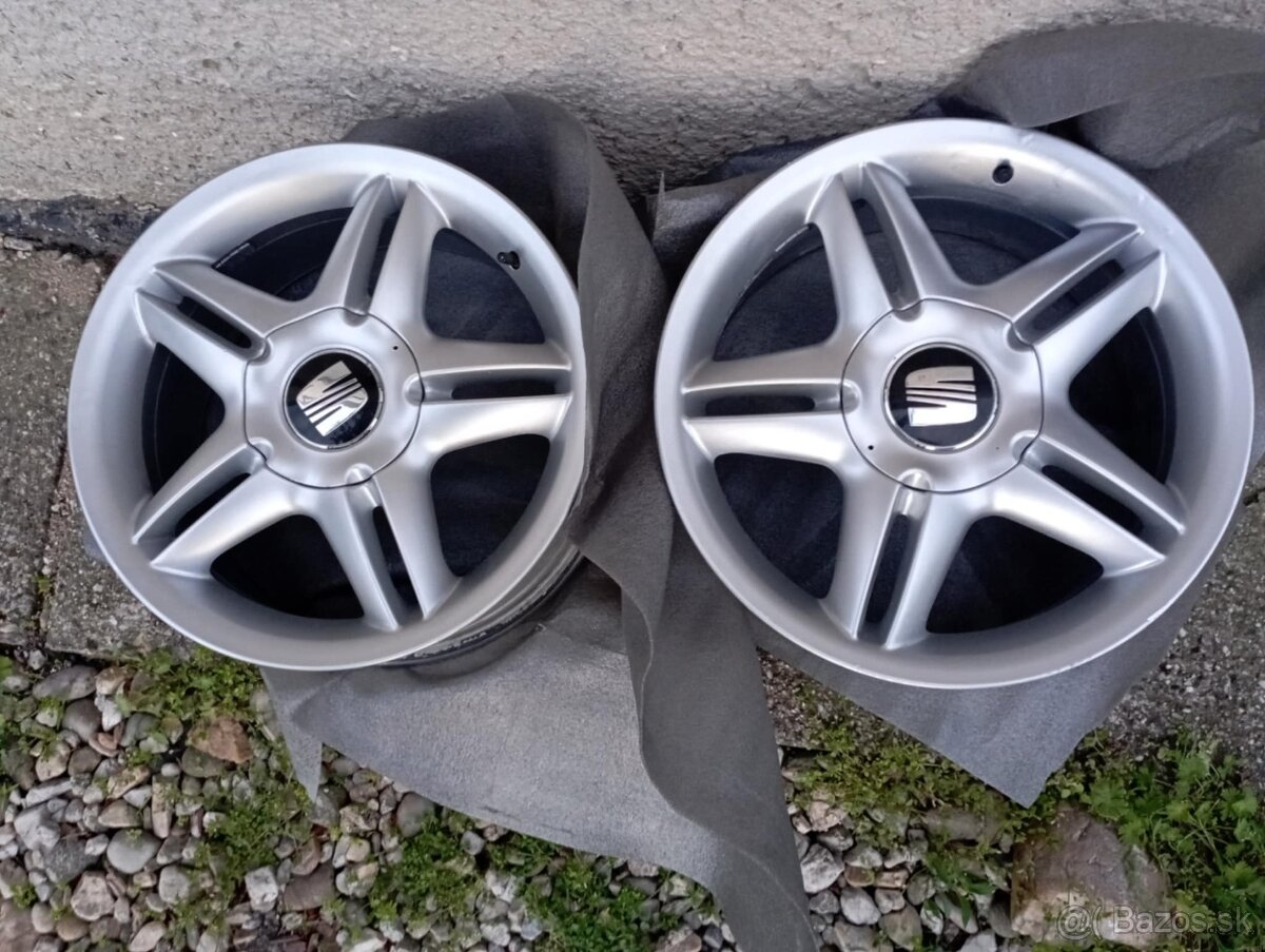 Elektróny originál Seat top šport 5x100 R17