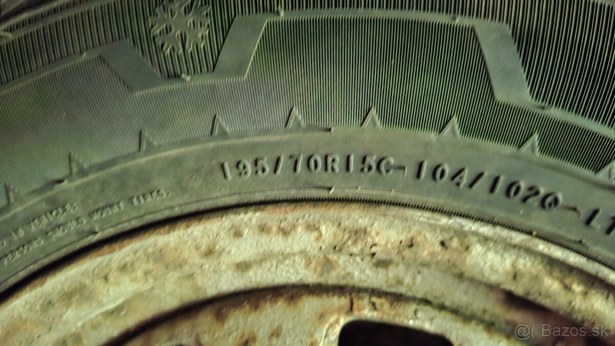 Kolesa Triangle snowlink 195/70 R15C z VW T4