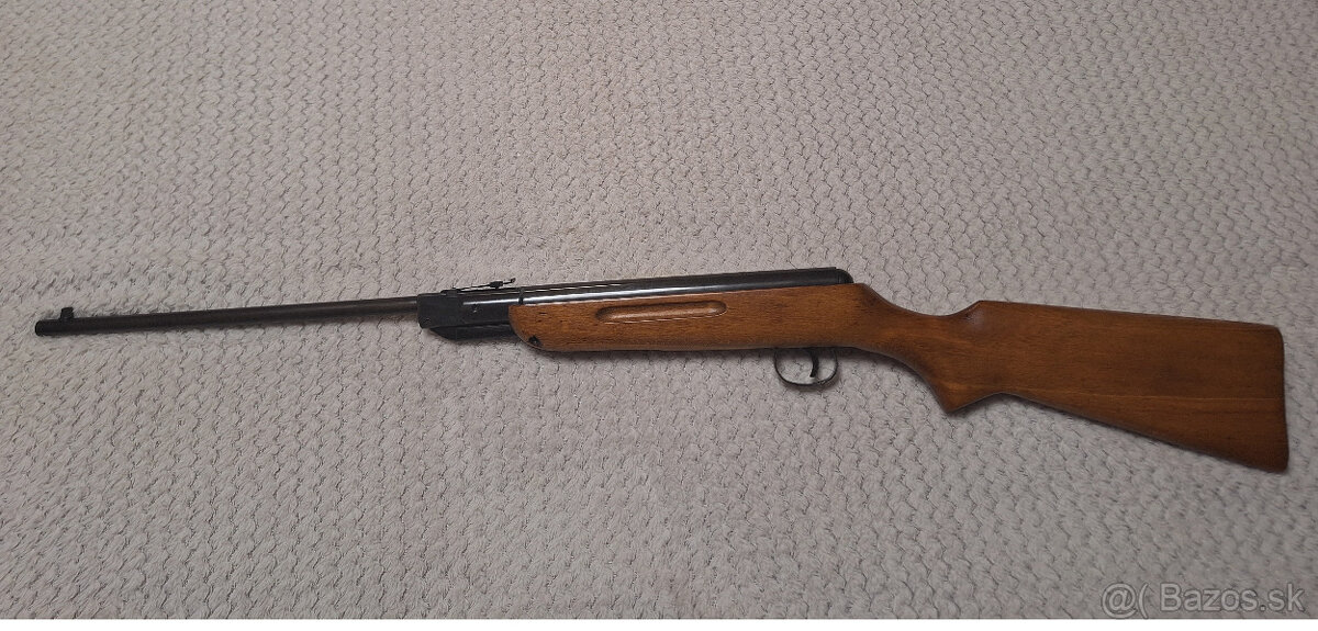 Zberatelská vzduchovka SLAVIA 603