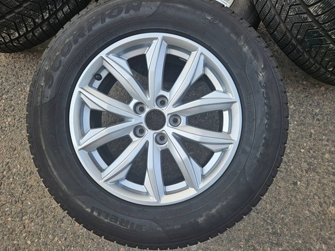 zimní r17" Alu kola originál Audi A4 A6 Q5 čislo d