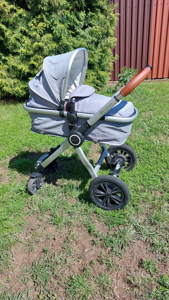 KinderKraft VEO 3v1 šedá + zimný fusak zadarmo