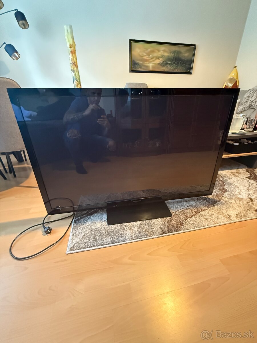 Panasonic 127”