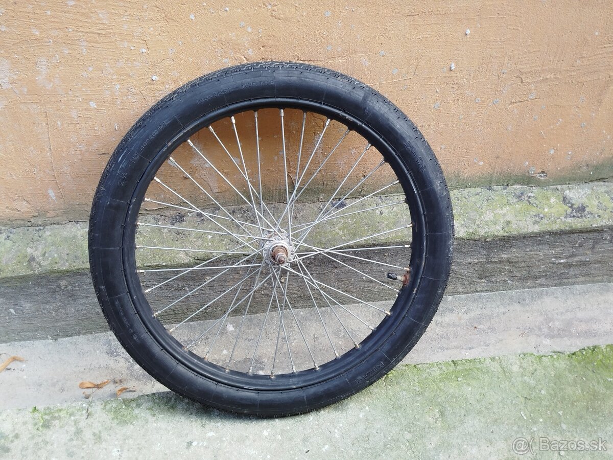 Koleso na káru, KÁRA