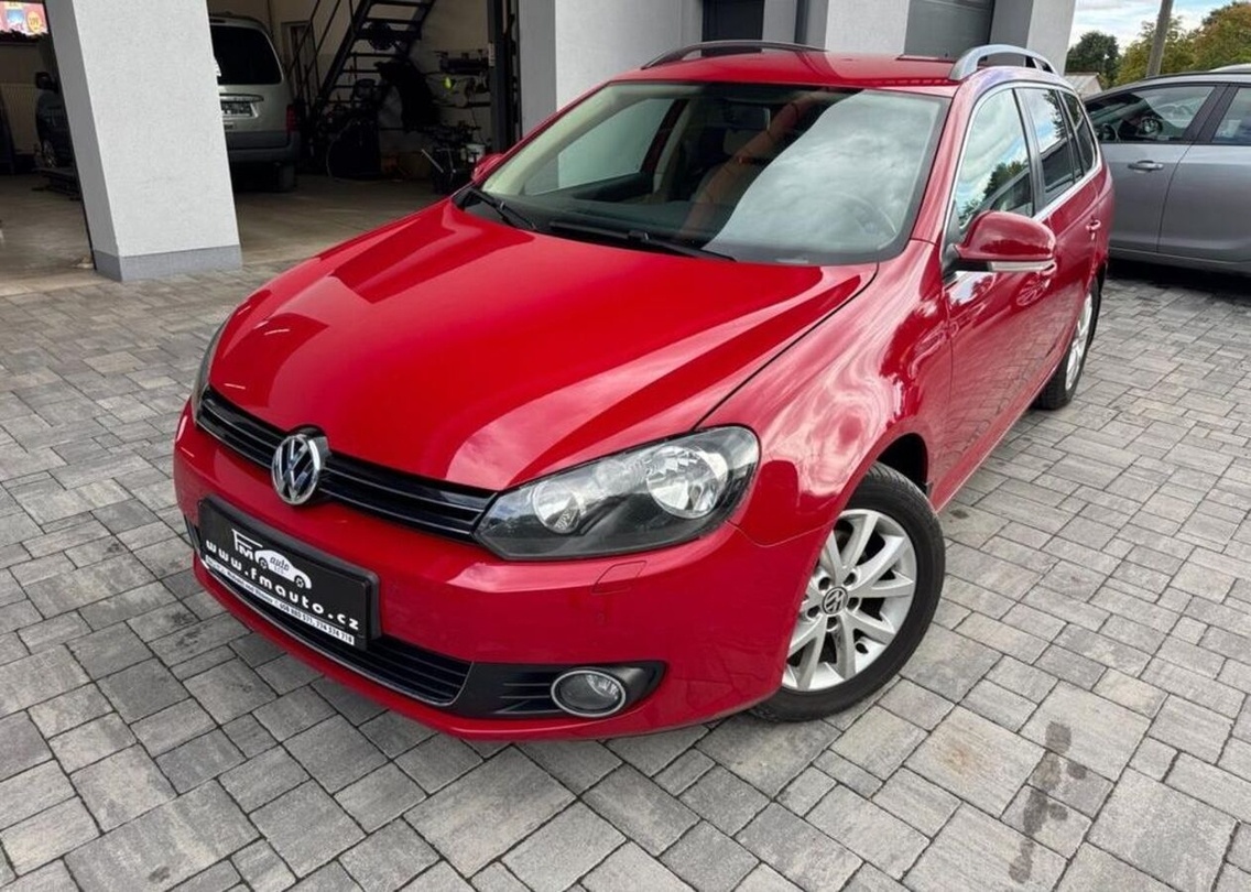 Volkswagen Golf Variant 1.4 TSi 90kW benzín manuál 90 kw