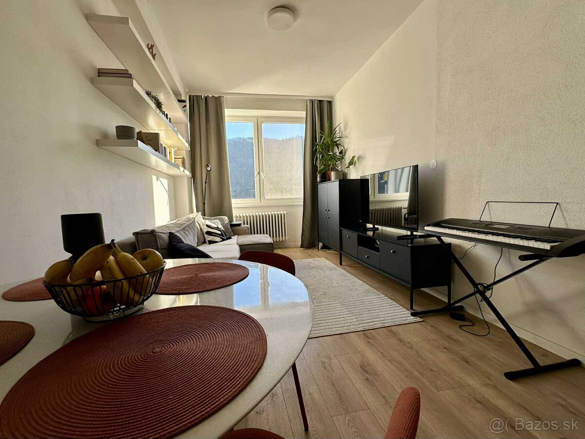 3 izbový byt Banská Bystrica