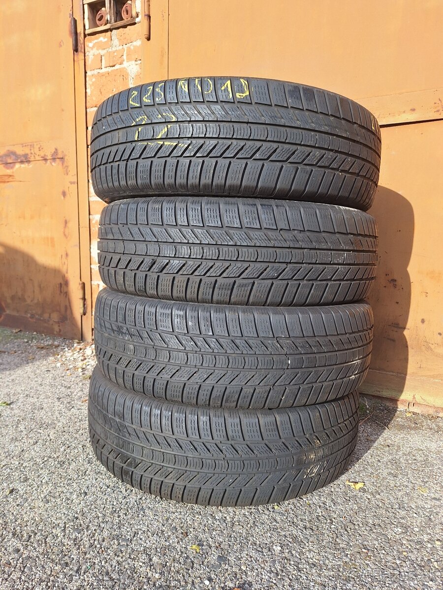 225/60r18 Continental