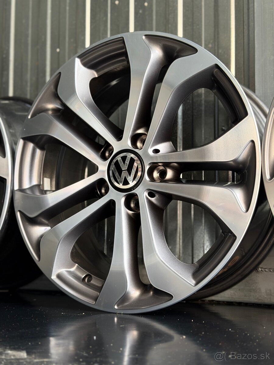 #40 Elektróny originál VW 5x112 r17