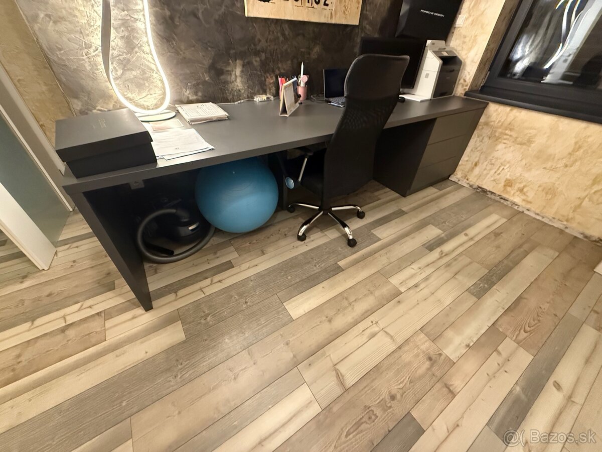 Velky stol do pracovne