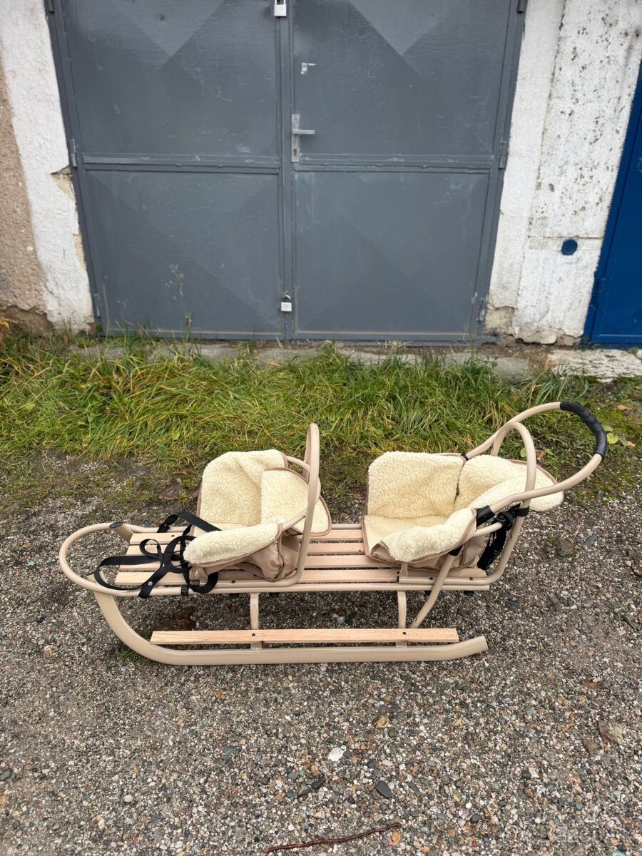 Sánky pre dvojičky