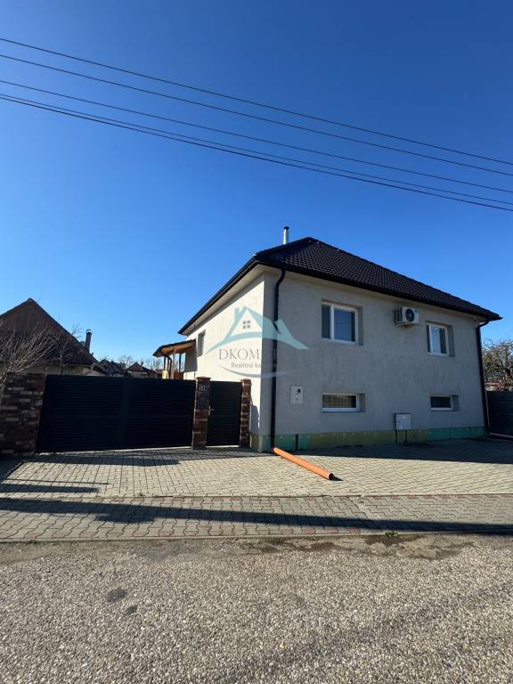 Rodinný dom na predaj okrese Levice Hrkovce