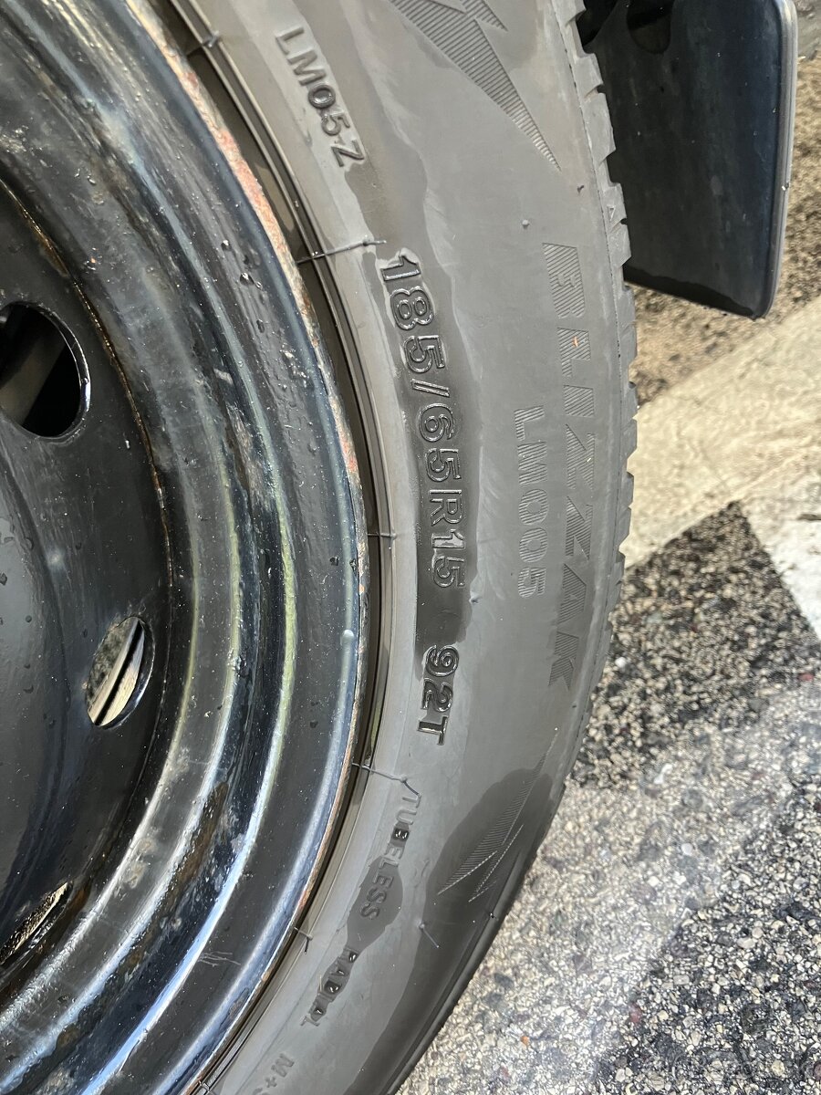 Predam kolesa aj diskami 185/65 R15