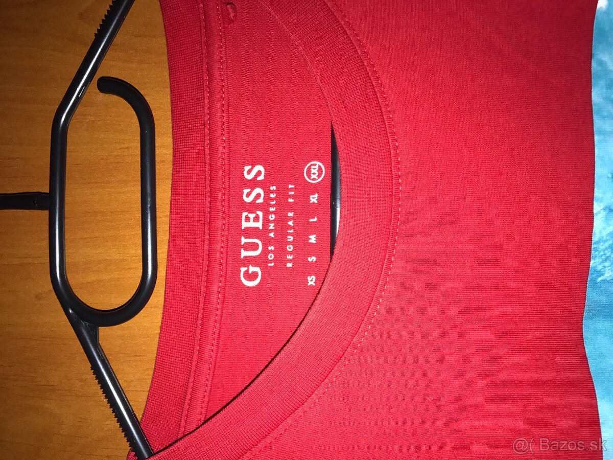 GUESS originál Red pánske tricko XL