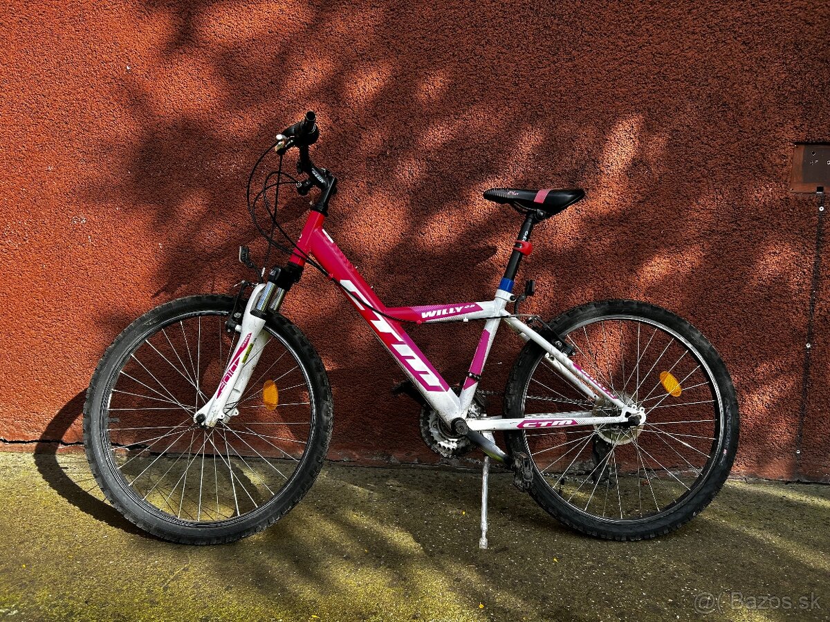 Dievcensky bicykel willi 2 a kolobežka