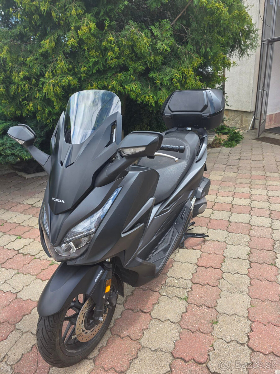 predám skúter Honda Forza 125